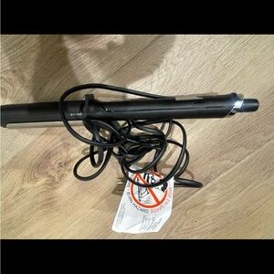 Black Curling Iron